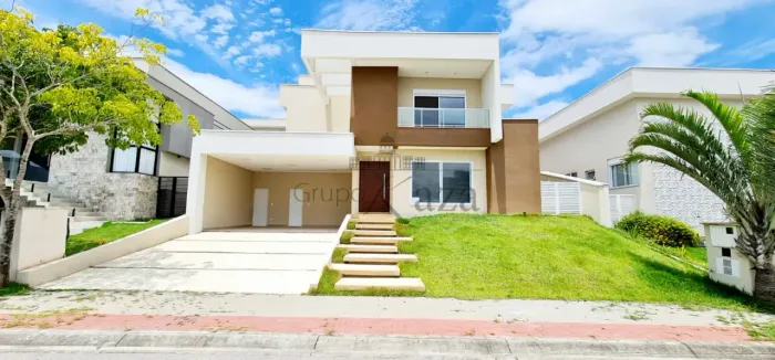 Oportunidade - Casa em Condomínio - Condomínio Residencial Mônaco - 4 Dormitórios - 300m².