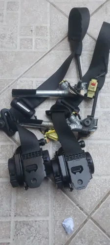 Cinto de segurança jeep renegade