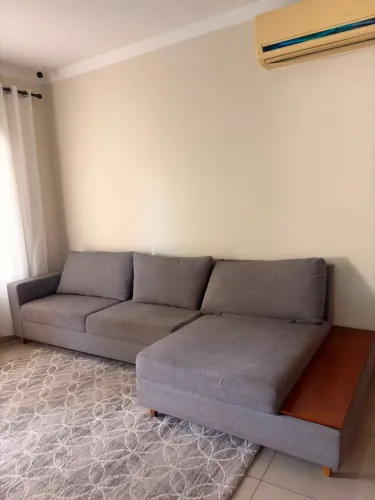 Vendo sofá semi novo 3.30 metros 