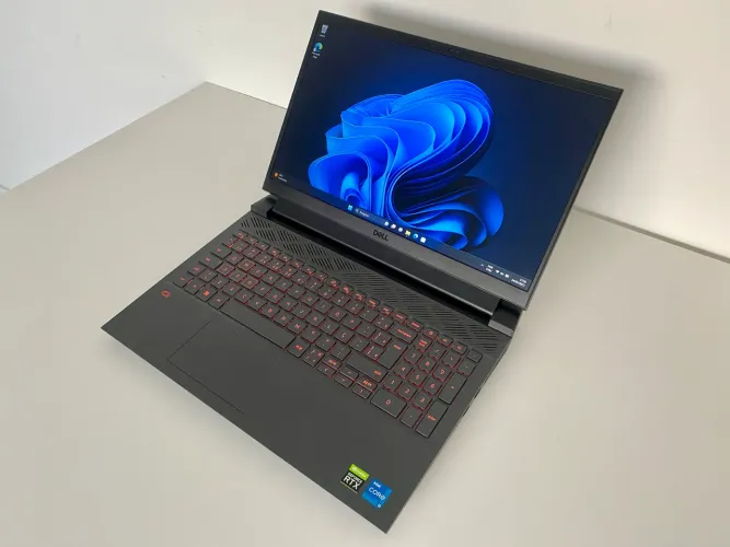 Notebook Dell Gamer G15 i5 12500H + RTX 3050 + 16GB DDr5 + NVMe 256GB + Tela 120Hz