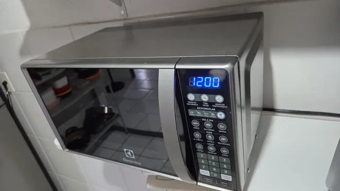 Micro ondas electrolux inox