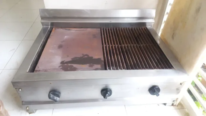 Vendo ou troco churrasqueira industrial 