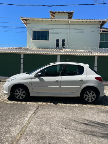 Peugeot 207 XR 1.4 Flex 8V 3P 2013