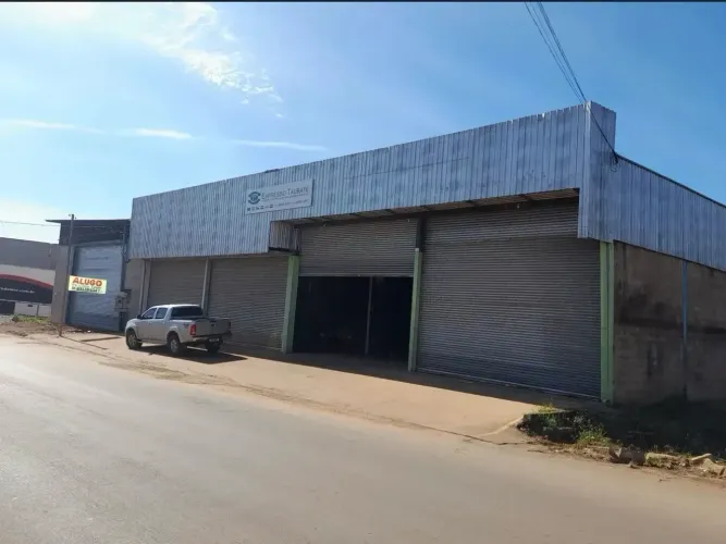 ALUGA-SE GALPÃO COMERCIAL com 720m2 | PARQUE ALVORADA I