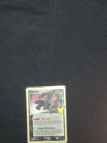 Umbreon gold star 17/17 de selebração de 25 anos seminovo(mais barato que na ligapokemon)