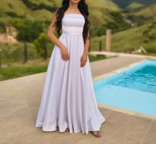 ? Vestido de Noiva + Buquê ? | Usado Apenas 1 Vez!
