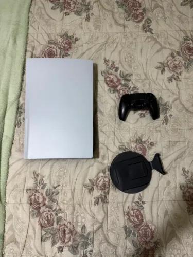 PS5 Fat 825gb + Controle + FC24