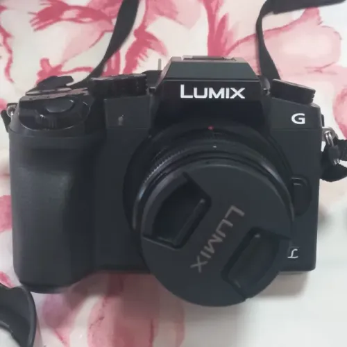 Câmera Panasonic Lumix G7 + Acessórios
