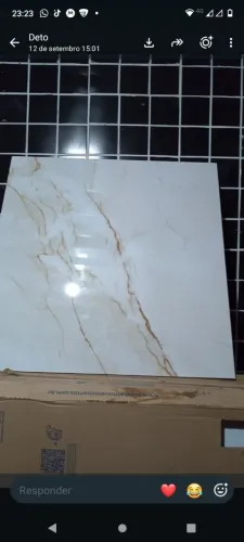 88 metros de porcelanato 70x70 polido Elizabeth