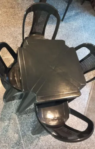 Conjunto de mesas plástico reforçada