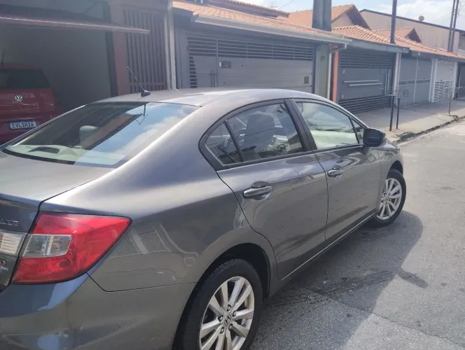 Honda Civic Sedan LXR 2.0 Flexone 16V Aut. 4P 2014