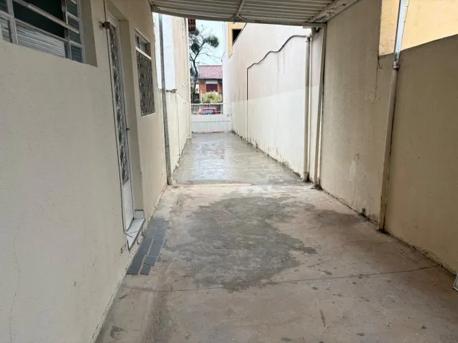 Casa próximo a pedreira do Chapadao