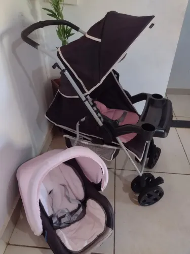 Carrinho+ bebê conforto