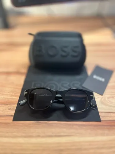Óculos de Sol Hugo Boss 1717 Masculino Preto Redondo Original Novo com NF