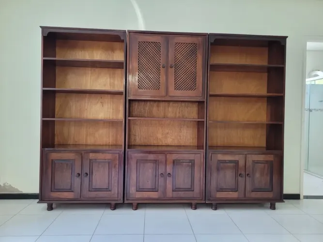 Vendo estante de madeira