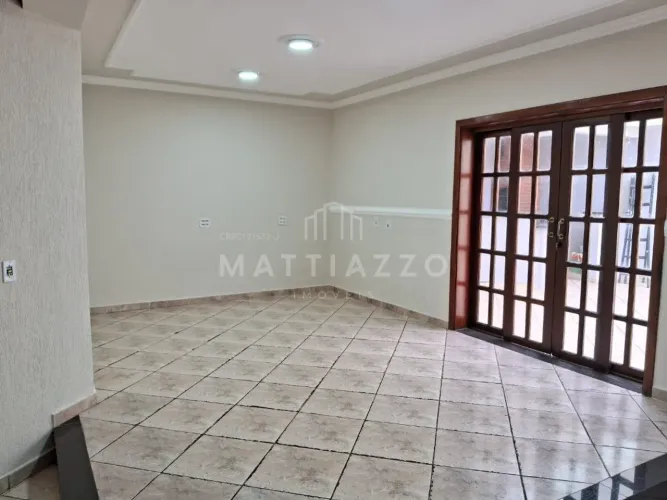 Casa com 04 dormitórios, no Parque Residencial Sthalberg em Limeira/SP.
