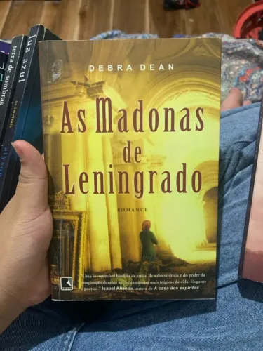 Vende-se 7 livros