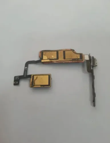 Cabo Flex Botão Volume e Silenciar Para iPhone 11 Original (Usado)