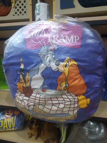 Almofada dama e vagabundo azul