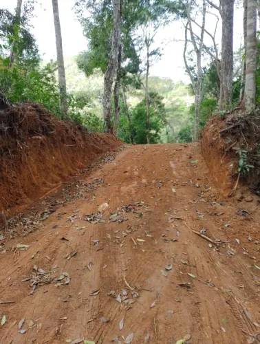 Ótimo terreno no início de Araras.680mt2.