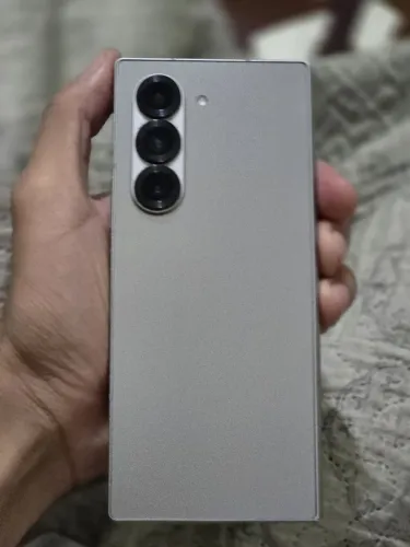 Galaxy Z Fold 6 (Apenas Aparelho)
