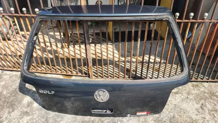 1 Tampa do golf mk4 perfeitas condições
