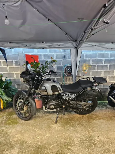 ? Himalayan 411 (2021) Equipada - Apenas 25k km