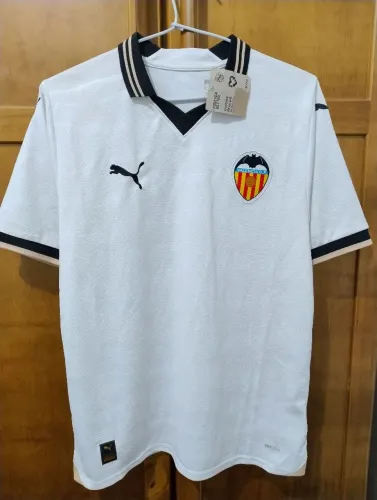 Camisa valência home 23/24 puma original - tamanho m - na etiqueta