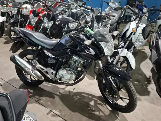 Honda fan 2023 160cc shalom veículos