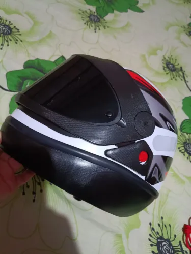 Capacete