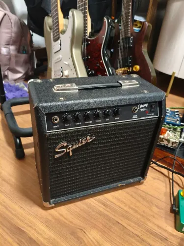 Amplificador Squier