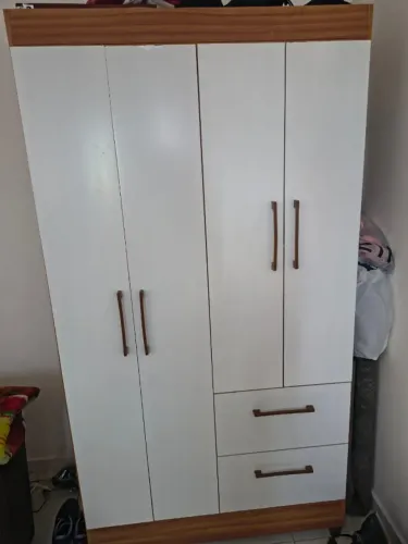 Guarda Roupa de Solteiro