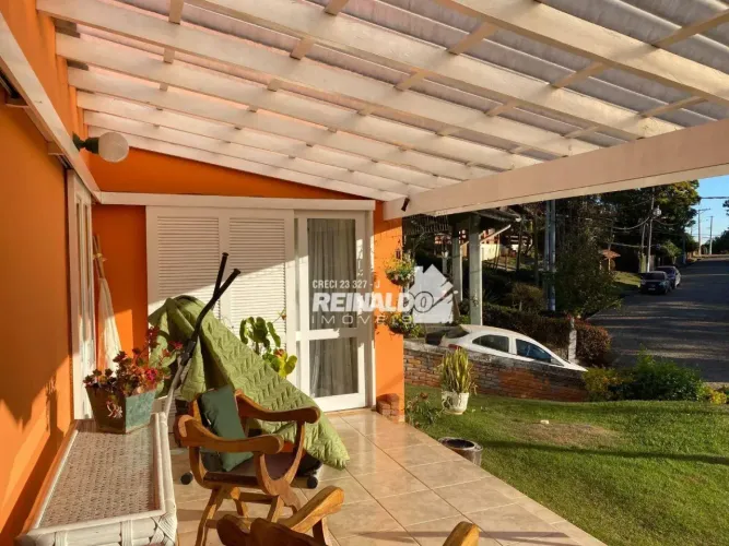 Casa com 6 dormitórios à venda, 250 m² por R$ 1.280.000,00 - Condomínio A Montanha - Morun