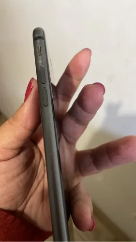 iPhone 8