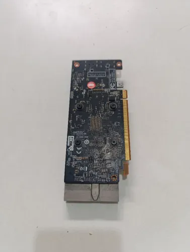 Placa de vídeo AMD rx6400 4gb sem espelho