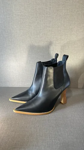 Bota Stella Leather Carmin 37