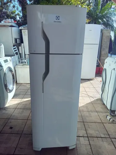 Vende-se geladeira Electrolux