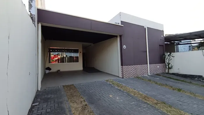 Ponto Comercial 300m2. Em ponto estratégico no Vieiralves