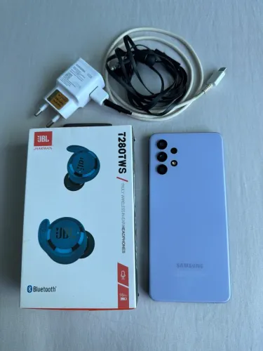 Samsung A32 + Fones JBL