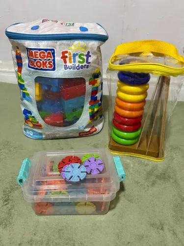 Lote de brinquedos educativos