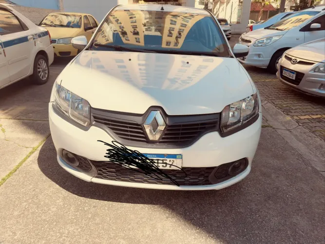 Renault Logan Dynamique Hi-flex 1.6 8V 4P 2017