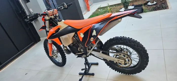 LKTM EXC 300 ano 2020