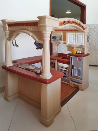 Cozinha Step 2 Usada