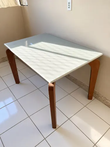 Mesa quatro lugares