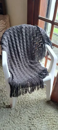 Lindo Encharpe de crochê 1.70cm comprimento × 46cm largura + 18cm franjas Exclusivo!46