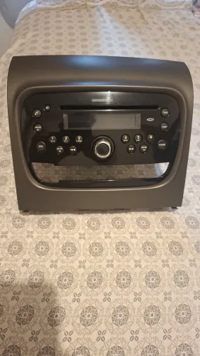 Rádio ORIGINAL Fiat Idea Adveture.