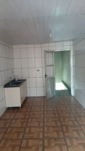 Casa próximo do centro de Itapevi .