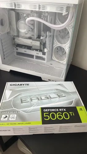 Pc Gamer R7 7800X3D e RTX 5060 TI