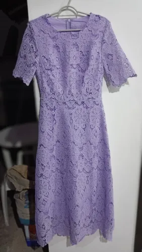 Vestido de renda lilás NOVO