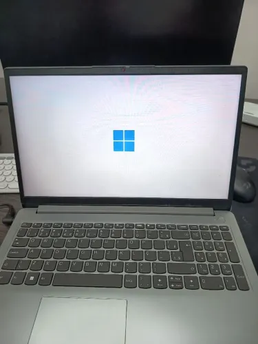 Lenovo ideapad 1 15IAU7 16gb i5 1235U, SSD 512gb